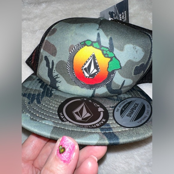 NWT Boys Volcom Hat - Picture 6 of 6